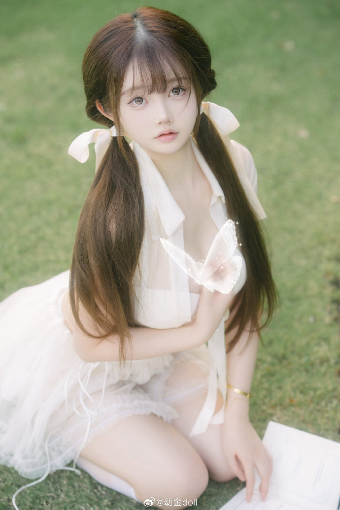 芭比 封面